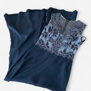 Navy blue Tadashi Shoji maxi formal evening gown/dress Navy lace applique 2P